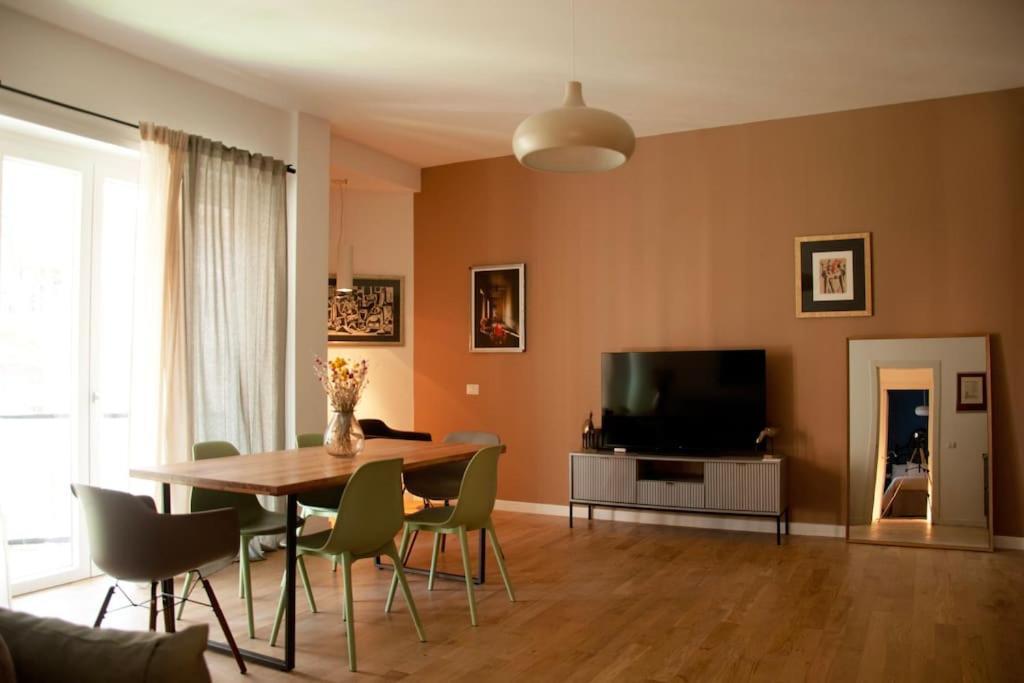 Lml Housing The Place To Be In רומא מראה חיצוני תמונה